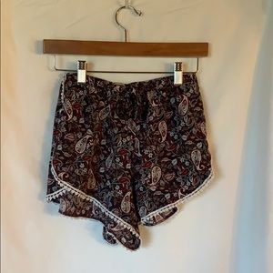 Paisley flowy shorts